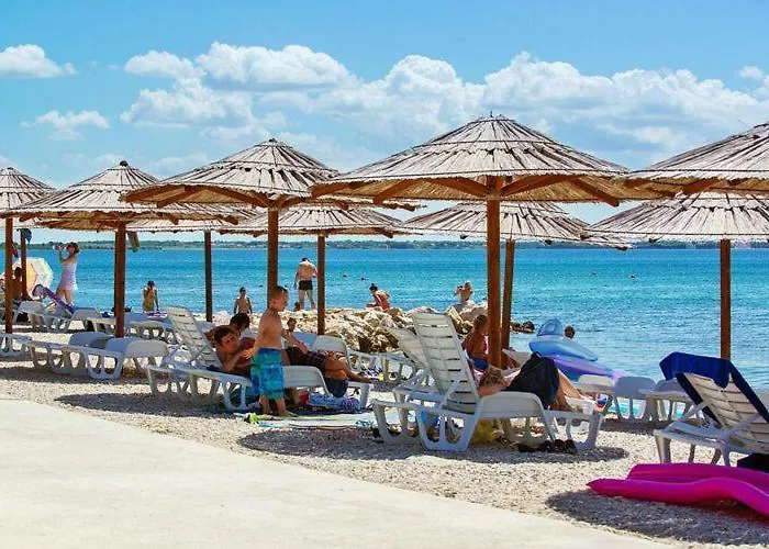 Apartman On Island Near Sandy Beaches *